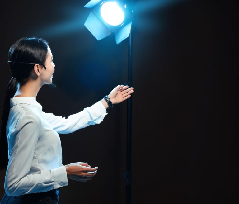 8 Secret Tips For Becoming The Best Motivational Speaker, Ever!