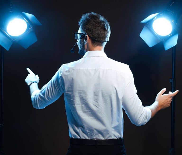 How To Become a Motivational Speaker