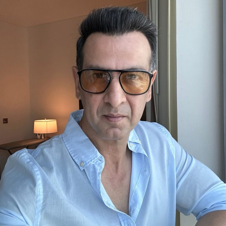 Ronit Bose Roy speaking