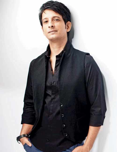 Sharman Joshi speaking