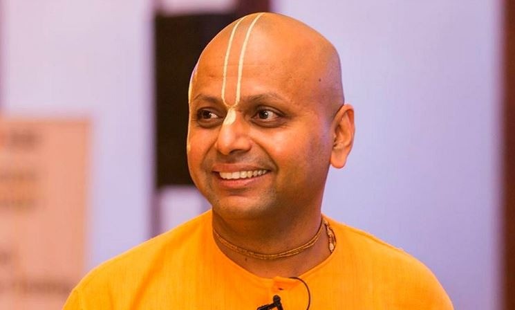 Gaur Gopal Das speaking
