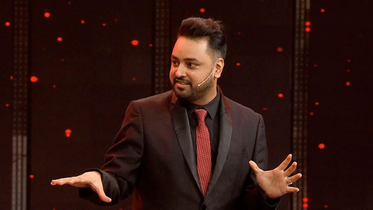 Akshay Laxman speaking