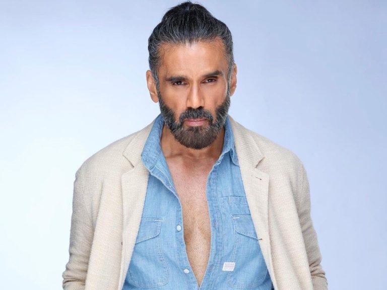 Suniel Shetty speaking