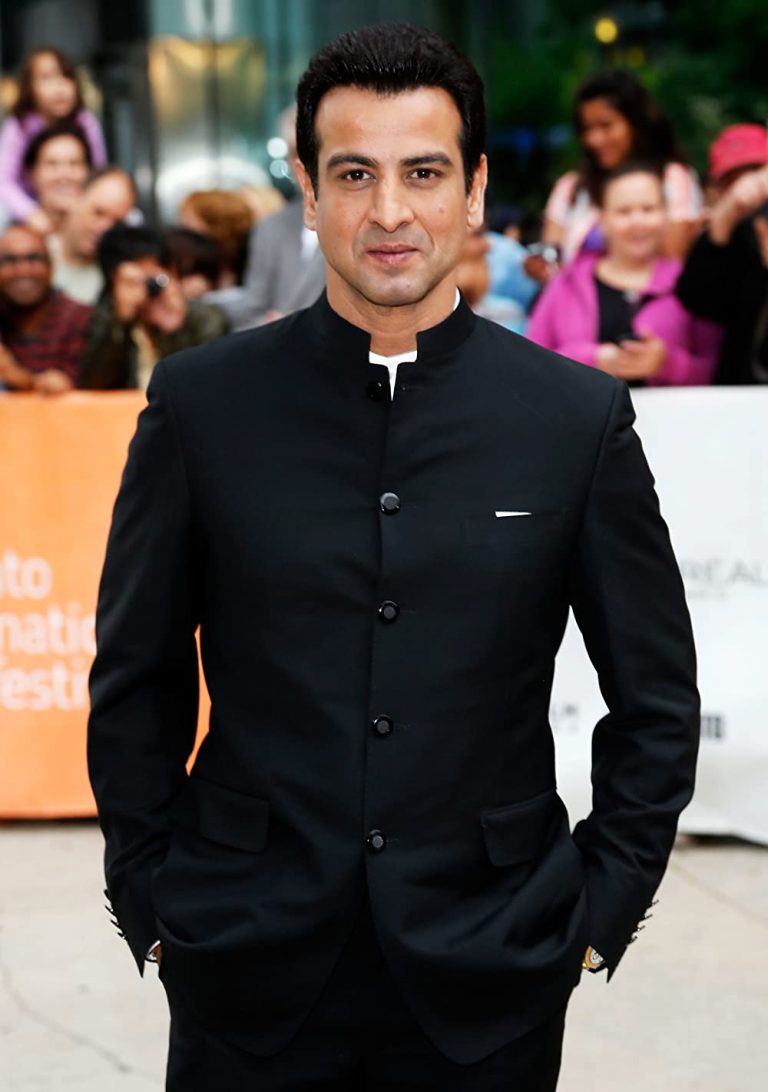 Ronit Bose Roy speaking