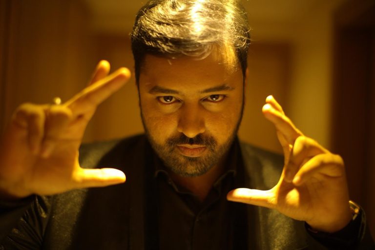 Akshay Laxman speaking