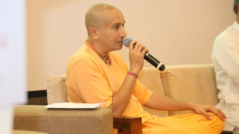 Gauranga Das speaking