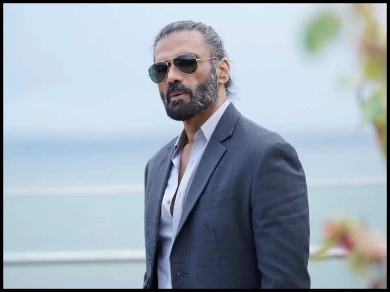 Suniel Shetty speaking